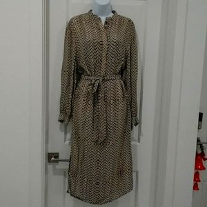 Reiss V-neckline Long Sleeve Split leg Opening Midi Dress with Belt